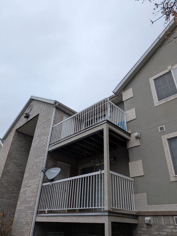 Building Photo - 1255 W 1520 N