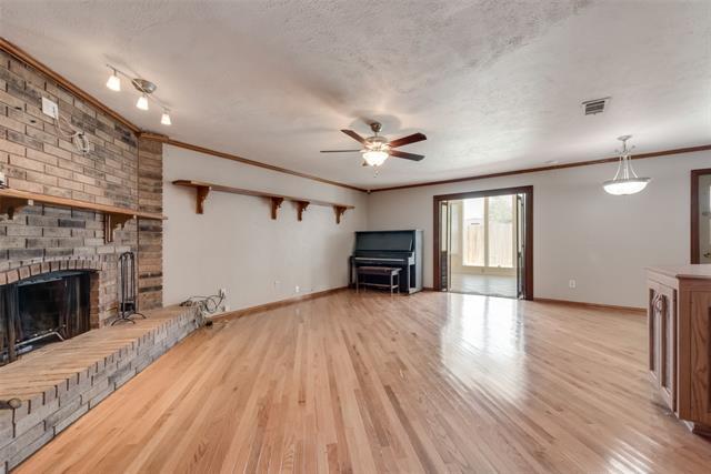 Building Photo - 5533 King Dr