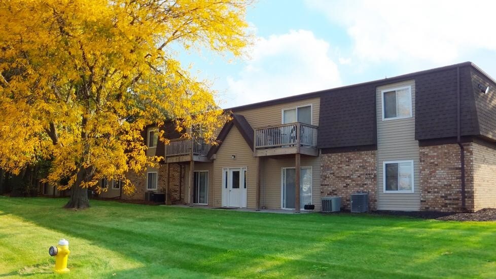Quail Ridge Apartments – photo 1 of 18