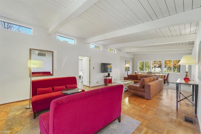 Foto del edificio - 3 br, 2 bath House - 22 Arch Way