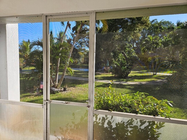 Foto del edificio - 777 SE 2nd Ave