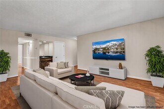 Building Photo - 23675 Park Capri