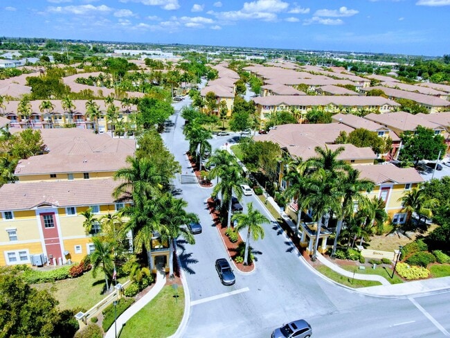 Building Photo - 3605 Shoma Dr