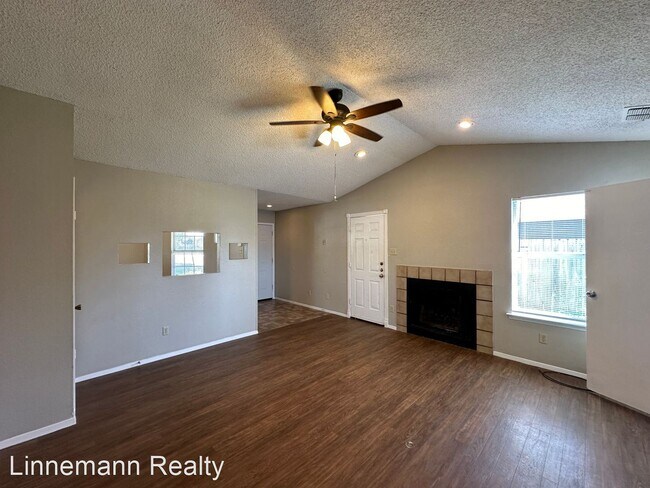 Building Photo - 3 br, 1 bath House - 3708 Trotwood