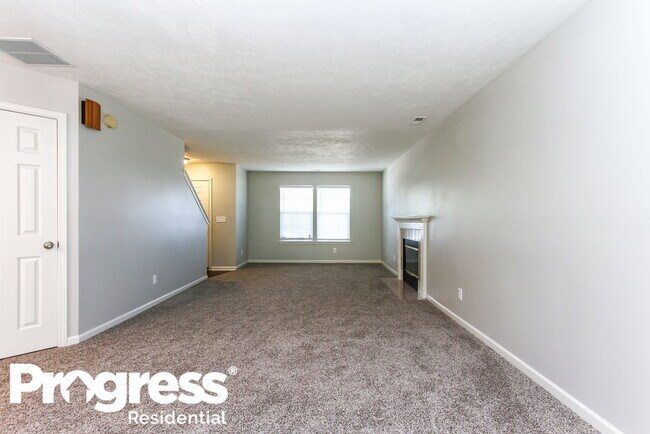 Building Photo - 6426 Breezeway Ct