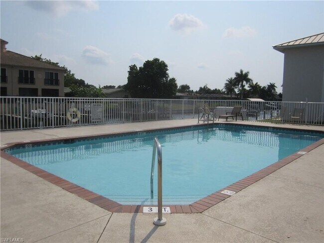 Foto del edificio - 1236 SE 40th St