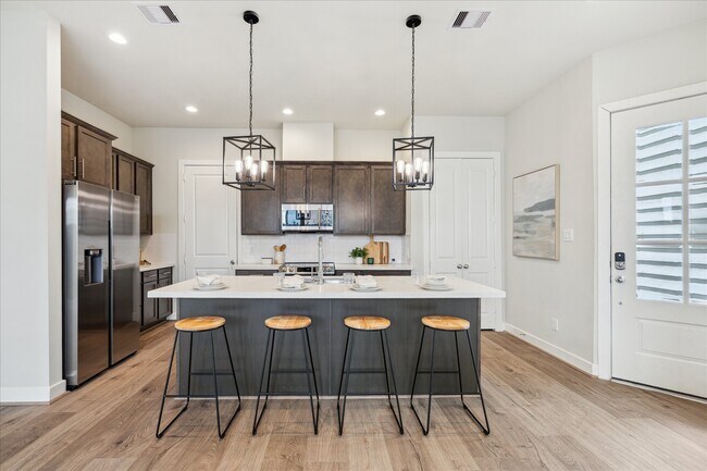 Foto del edificio - 8534 Adell Rose Ln