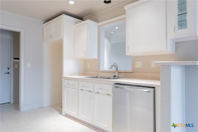 Building Photo - 139 Georgia Pl