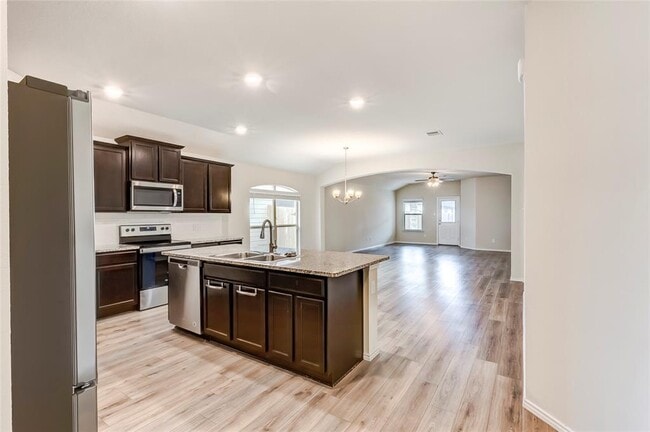 Building Photo - 227 Reagor Dr