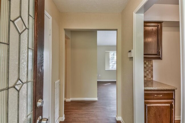 Building Photo - 16626 Royal Mile Ln