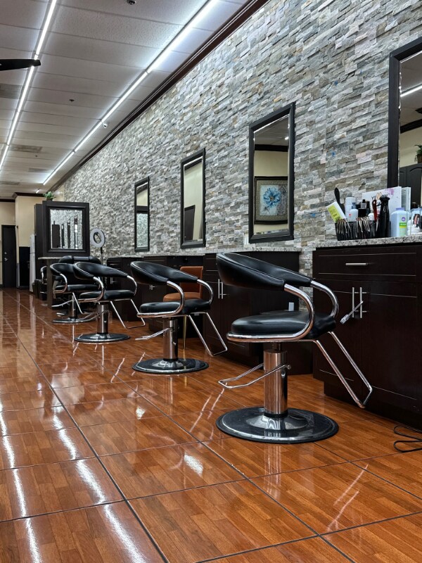 Foto del edificio - 10814 Pines Blvd