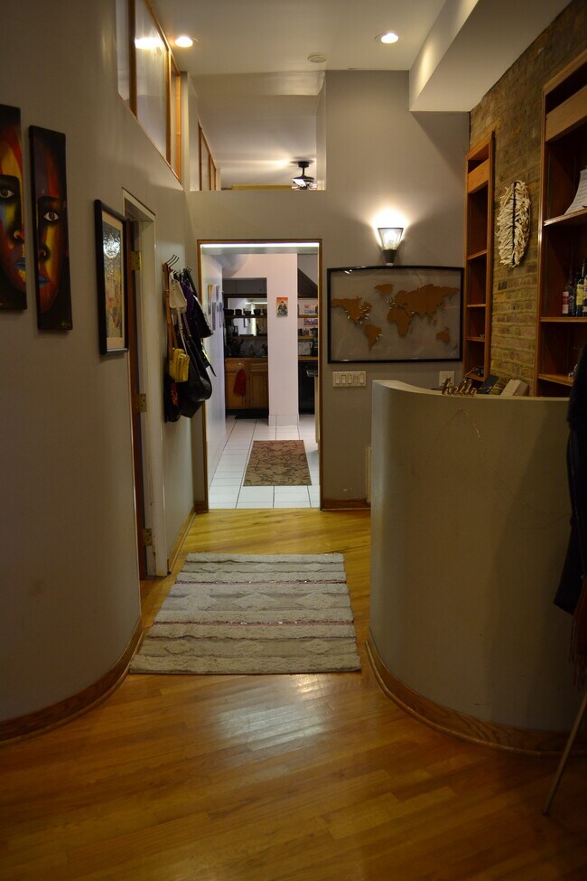 Foto del edificio - 1232 N Cleaver St