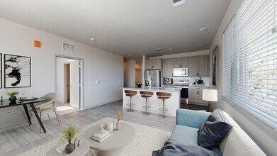 Building Photo - Railside at Wadsworth Station