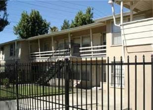 Building Photo - 11903 Vanowen St