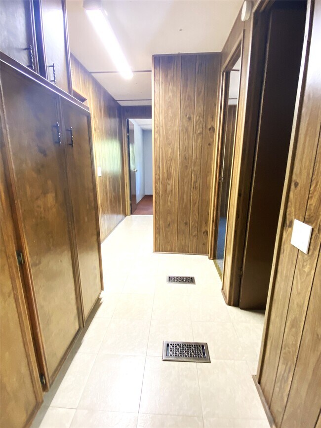 Foto del edificio - 14662 Brooks Rd