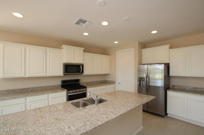 Building Photo - 20363 N Wagner Wash Dr