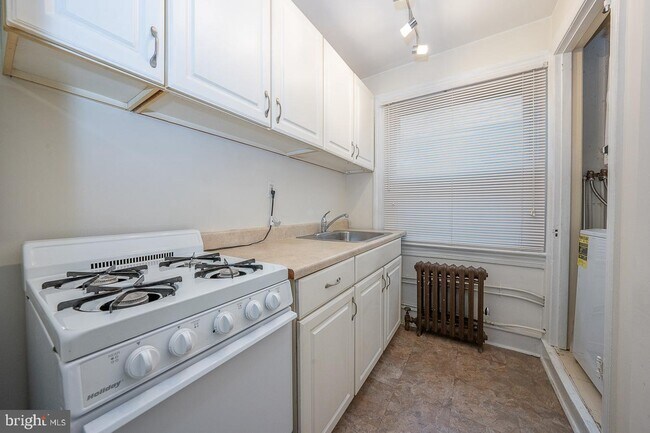 Foto del edificio - 105 S Wayne Ave