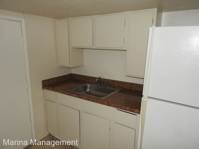 Building Photo - 477 Reis Ave