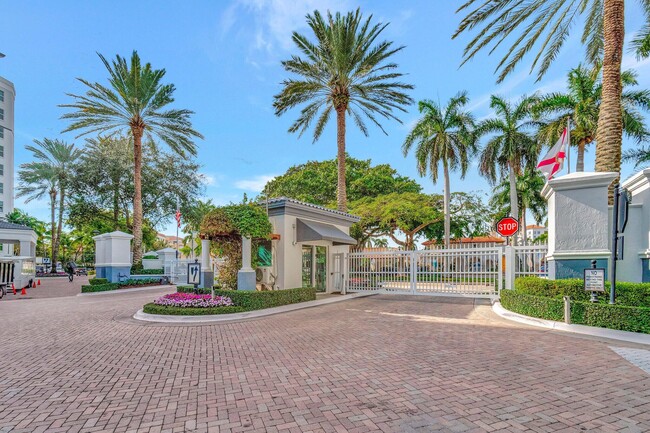 Foto del edificio - 500 SE Mizner Blvd