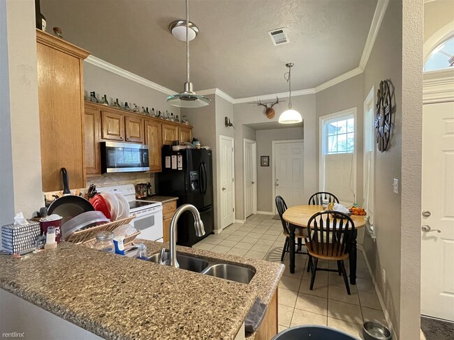 Foto del edificio - 4 br, 3 bath House - 3701 Essen Loop