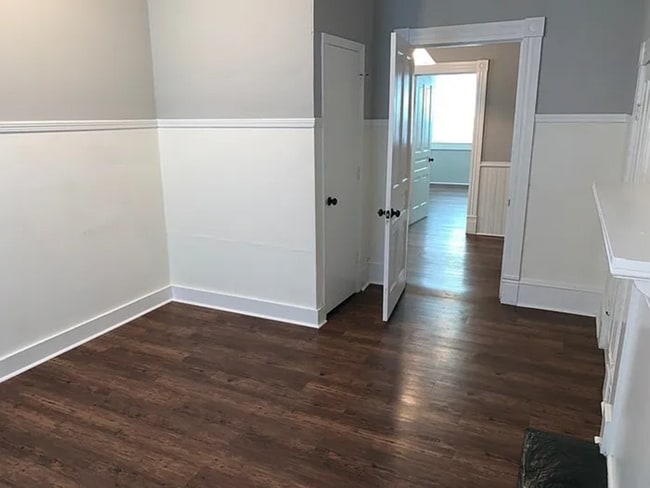 Building Photo - Spacious 4BR Home Near Downtown Spartanburg