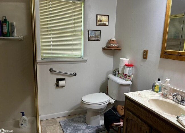 Bathroom - 2602 Flint Hills Dr