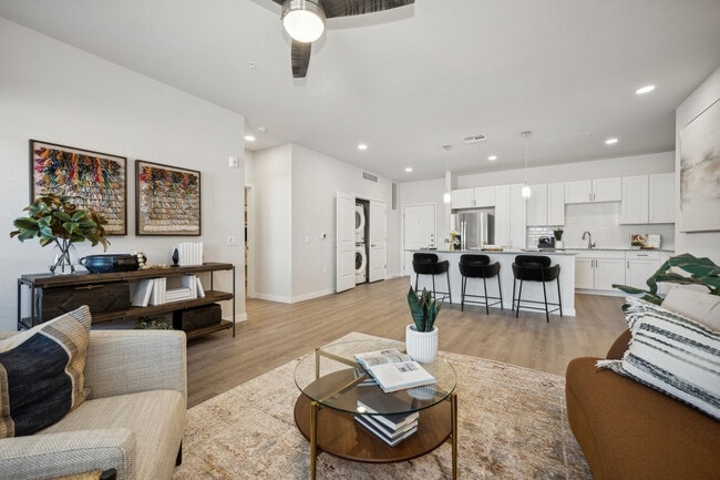 Building Photo - Ascend at Longbow Highpoint