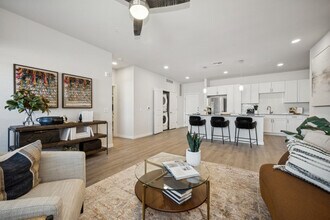 Building Photo - Ascend at Longbow Highpoint