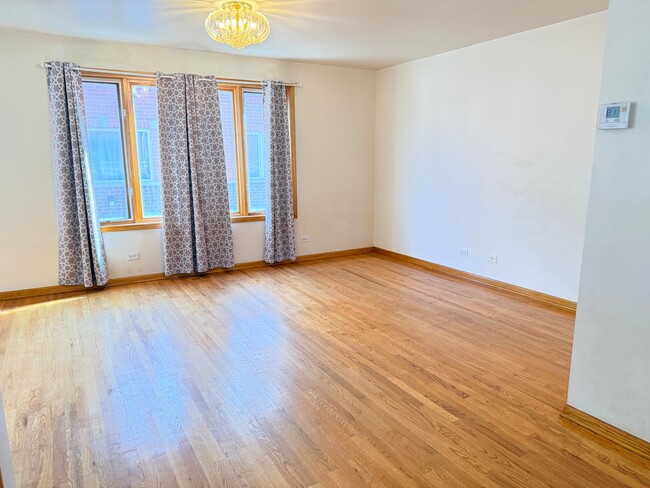 Building Photo - 3400 S Wolcott Ave