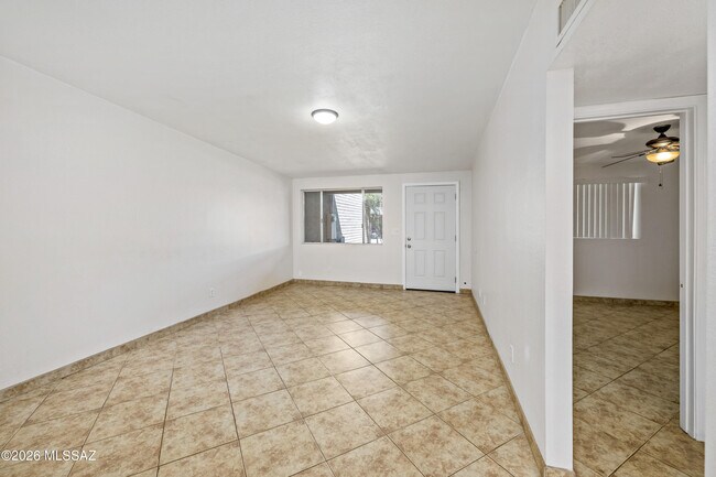 Foto del edificio - 3362 E Fort Lowell Rd