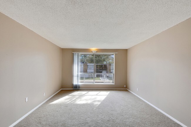 Forestwood Apartments photo'