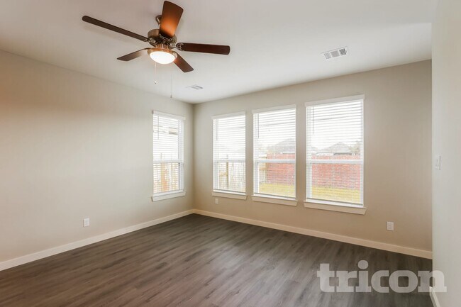 Building Photo - 2422 Cohorn Trl