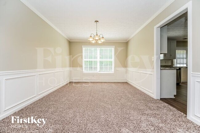Building Photo - 30 Dearing Woods Bend