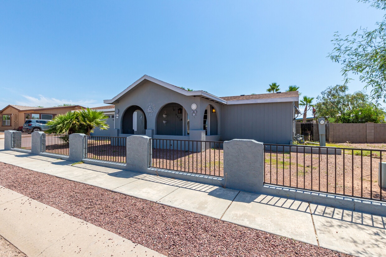 Foto principal - 5371 S Brush Berry Dr