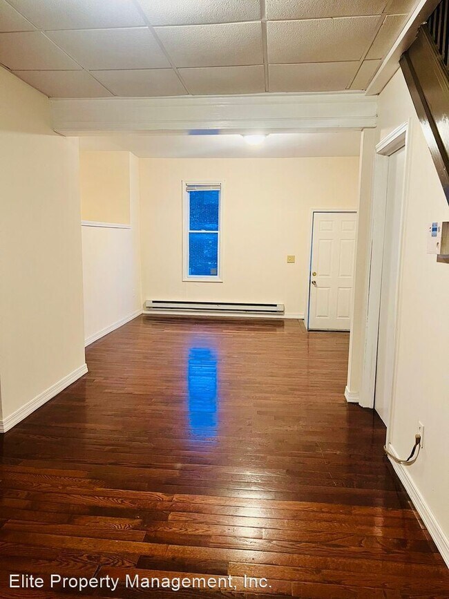 Foto del edificio - 3 br, 1.5 bath House - 411 N. Queen St.