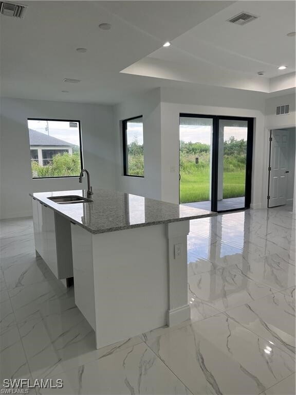 Foto del edificio - 2813 23rd St W