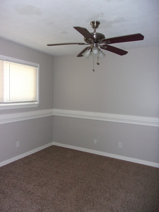 Building Photo - 5123 Crystal Bay Houston, Texas 77084