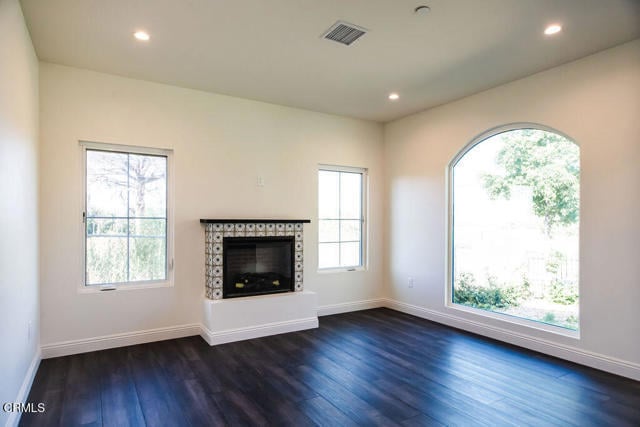 Building Photo - 2628 Glenrose Ave