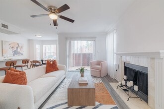 Building Photo - 8300 El Mundo St