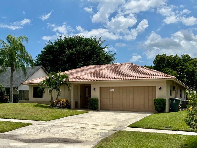 Building Photo - 6162 Amberwoods Dr