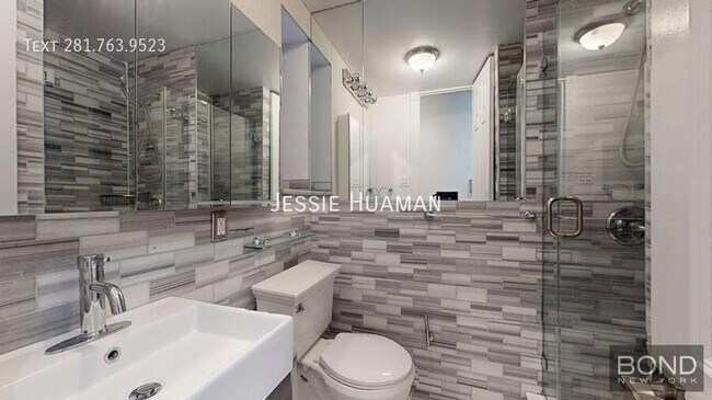 Foto del edificio - 248 Mott St