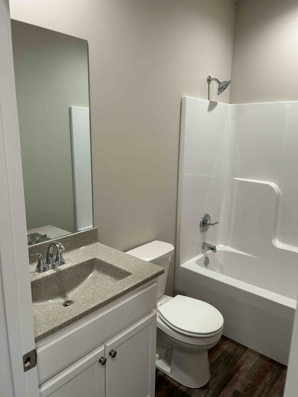 812 S Olive St, Ottawa, KS 66067 House Rental in Ottawa, KS