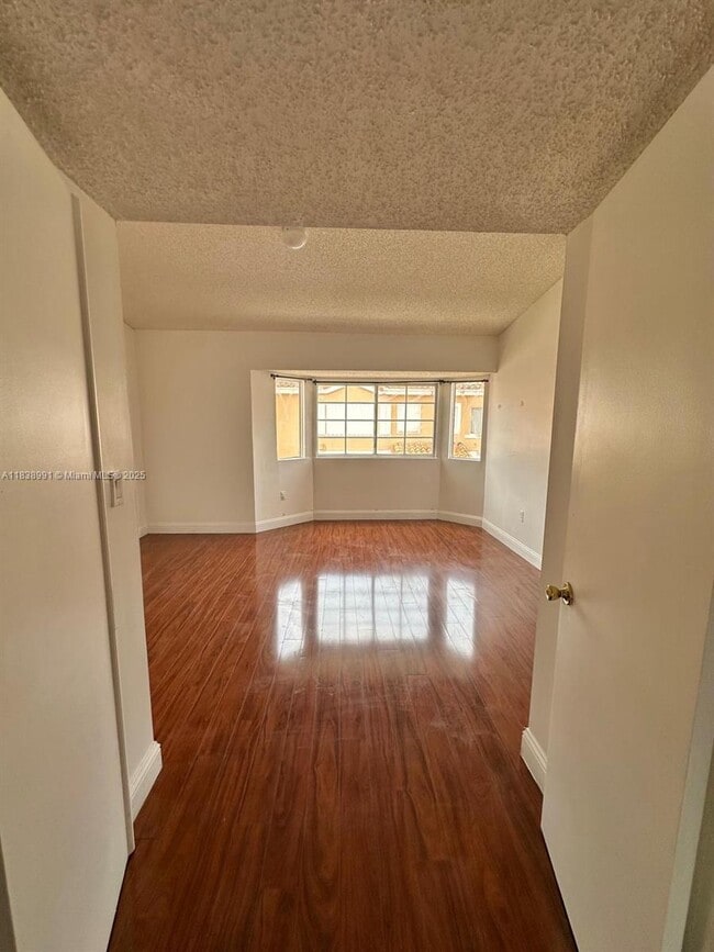 Building Photo - 14345 SW 57th Ln