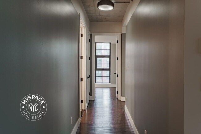 Foto del edificio - 187 Kent Ave