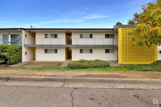 Building Photo - 2760 Willamette St
