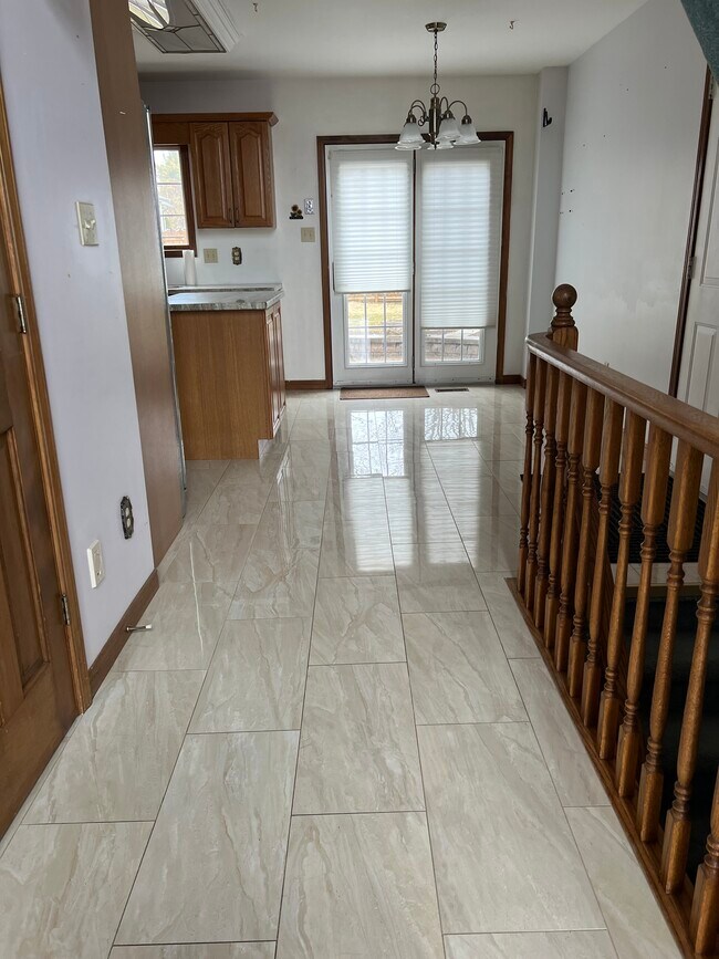 Photo du bâtiment - 1664 Forster Av