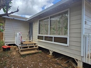 Building Photo - 84-956-956 Hanalei St