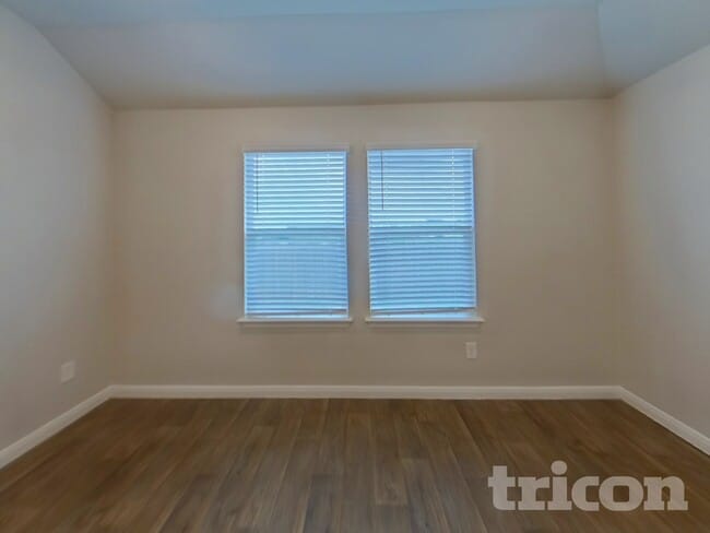 Building Photo - 128 Pronghorn Cir