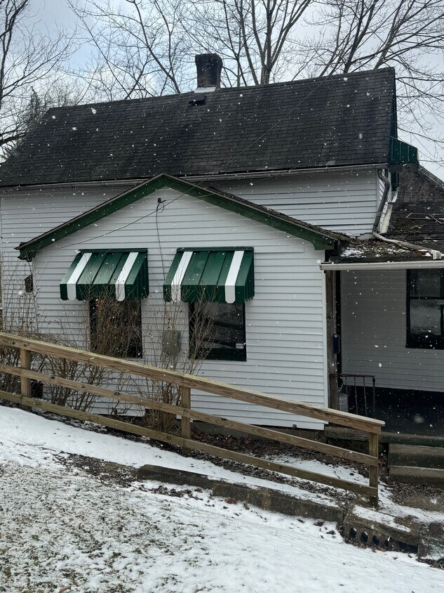 Photo - 595 Castle Ave (West Wilmerding, PA)