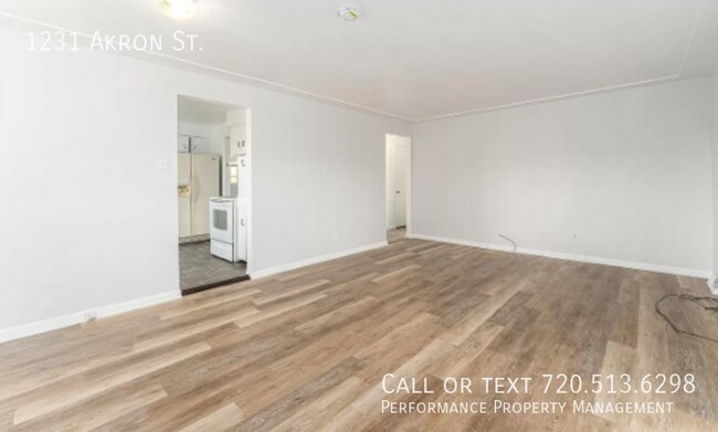 Foto del edificio - 1231 Akron St